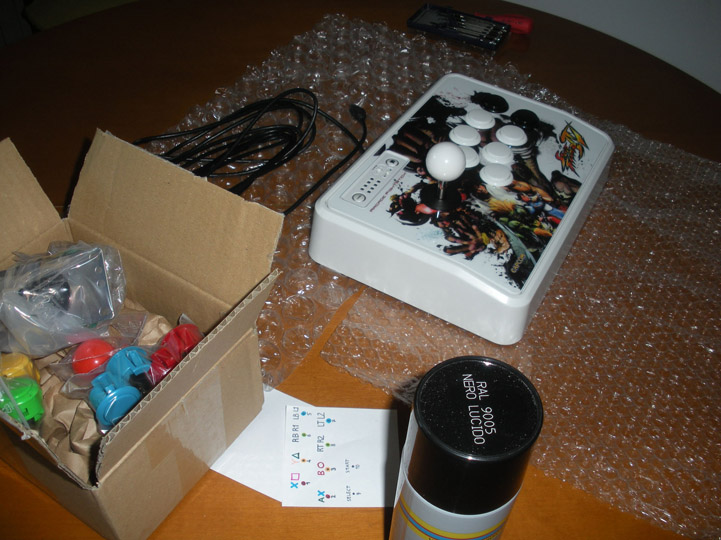 Come costruirsi da soli un joystick arcade